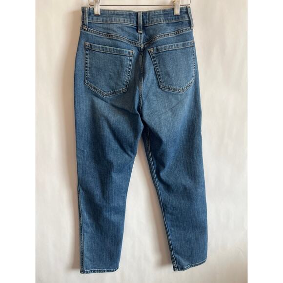 Abercrombie & Fitch High Rise Mom Jean Medium Wash Blue Size 26/2R - Picture 6 of 12
